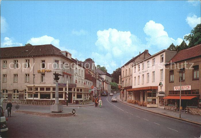Valkenburg Suedholland Grendelplein met monument