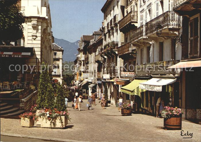 Aix-les-Bains La rue des Bains