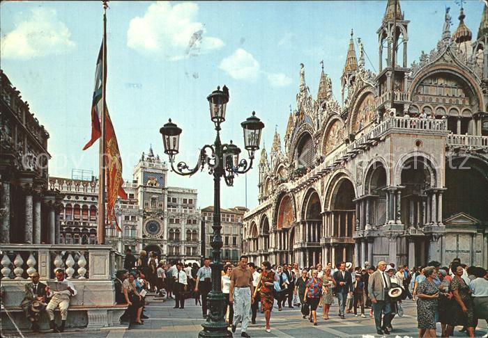 Venedig Venezia Markuskirche und Uhrturm