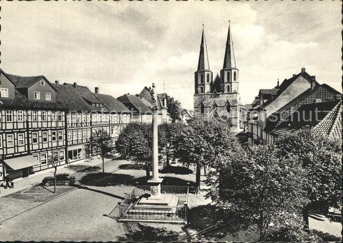 Duderstadt Niedersachsen St. Cyriakuskirche Mariensaeule