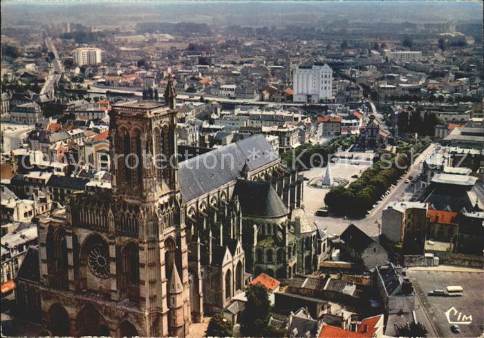 Soissons Aisne Fliegeraufnahme Cathedrale