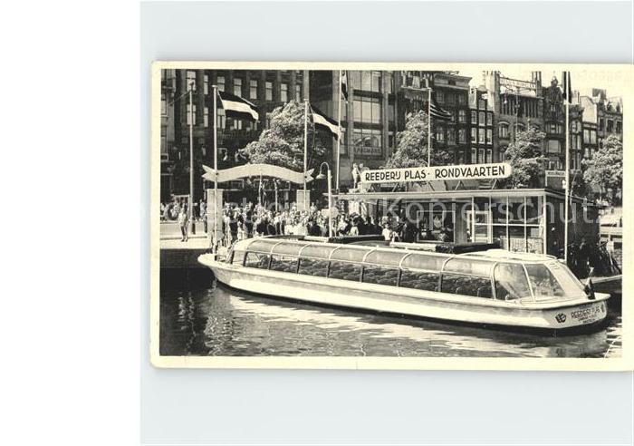 Amsterdam Niederlande Rondvaart door grachten en havens per rondvaartboot