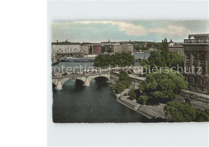 Stockholm Stroemmen med Norrbro North Bridge Grand Hotel and Nationalmuseum