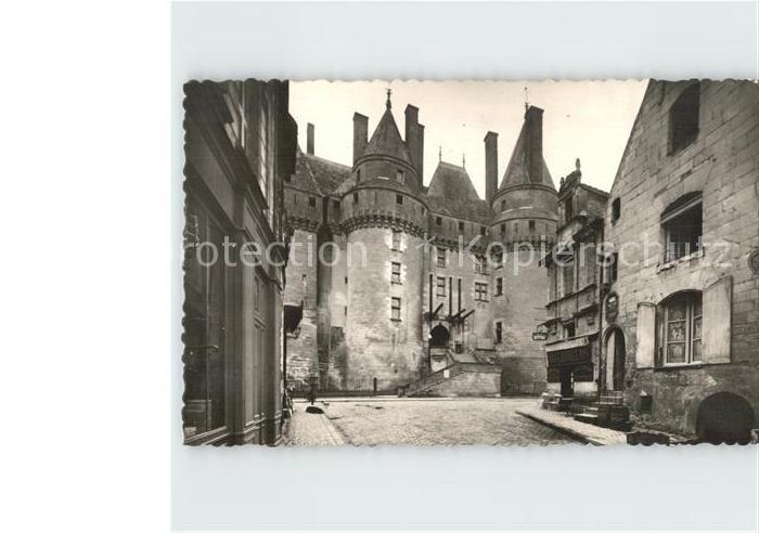 Langeais Entree du Chateau