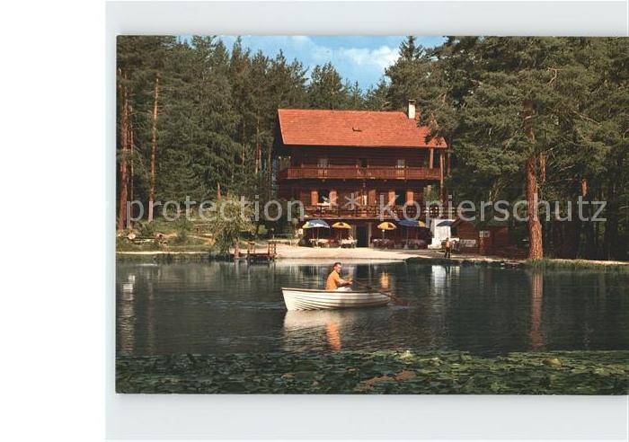 Voels Schlern Suedtirol Gasthof Voelser Weiher Bootspartie