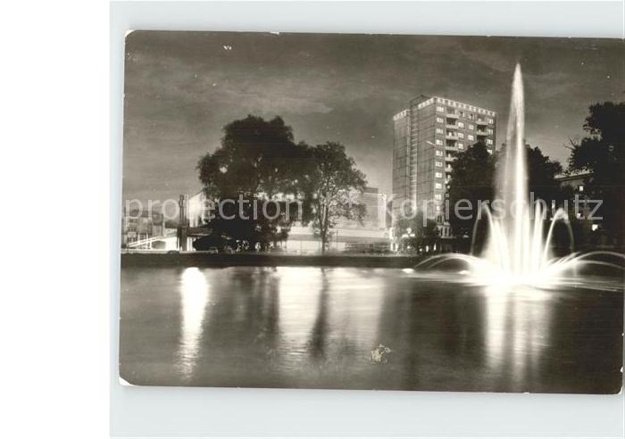 Suhl Thueringer Wald Centrum Warenhaus und Leuchtfontaene