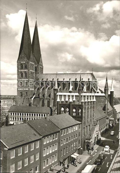 LueBECK  CITY Marienkirche und Rathaus