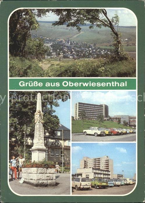 Oberwiesenthal Erzgebirge Postmeilensaeule am Markt Sportschule