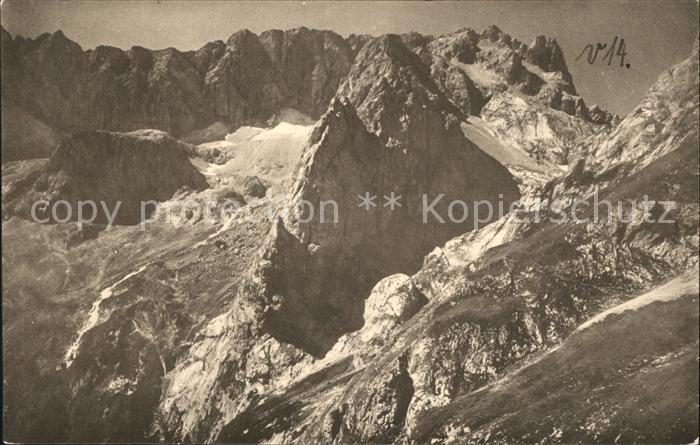 Zugspitze Riffelscharte Blick vom Hoellental