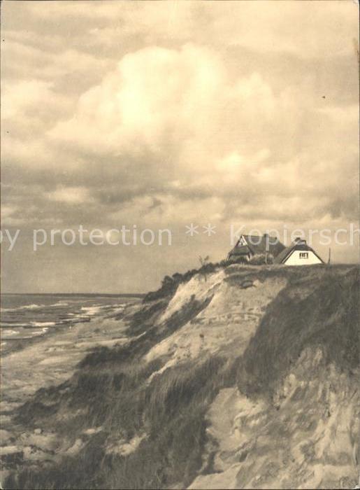 Ahrenshoop Ostseebad Haeuser am Hohen Ufer