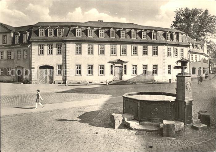 Weimar Thueringen Goethehaus am Frauenplan Brunnen