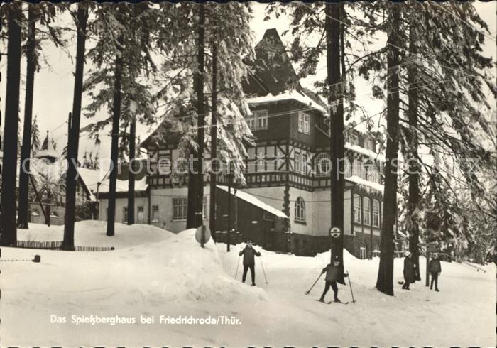 Friedrichroda Spiessberghaus im Winter Wintersportplatz