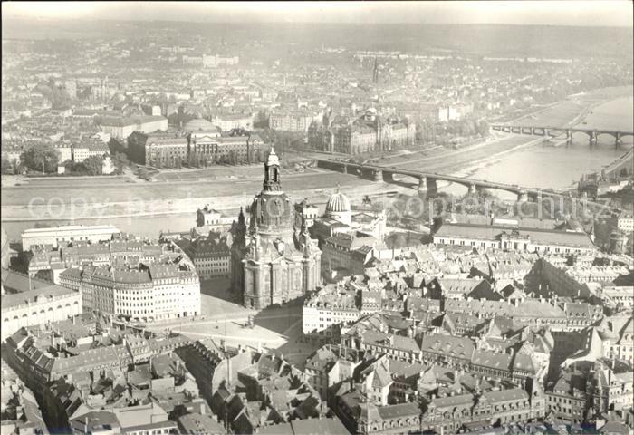 DRESDEN Elbe Blick ueber Neumarkt Frauenkirche Neustadt vor Zerstoerung 1945