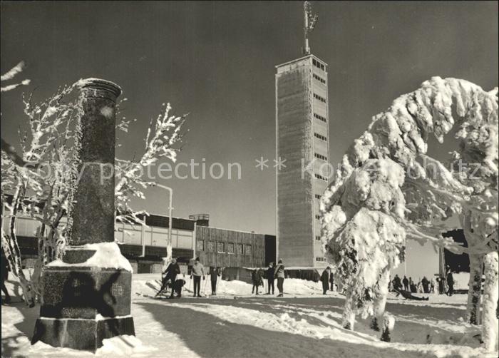 Oberwiesenthal Erzgebirge HO Gaststaette Fichtelberghaus Saeule Wintersportplatz
