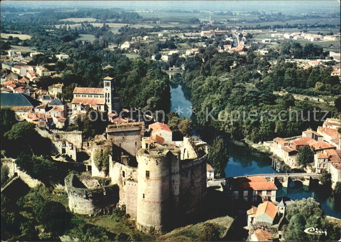 Clisson Vue generale aerienne