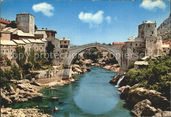 Mostar Moctap Bruecke ueber die Neretva Wahrzeichen