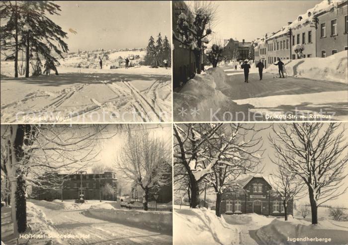 Schoeneck Vogtland Winterlandschaft Strassenpartie Rathaus Jugendherberge HO Hot