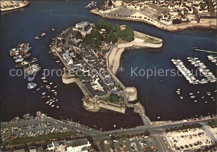 Concarneau Finistere La Ville close Ile fortifiee Port vue aerienne Collection C