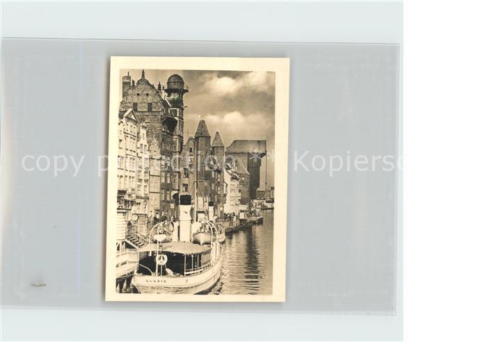 Danzig Westpreussen Haeuserpartie am Wasser Krantor