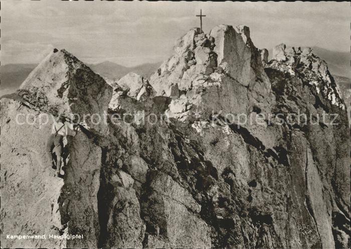 Kampenwand Chiemgau Hauptgipfel Gipfelkreuz Gebirgspanorama
