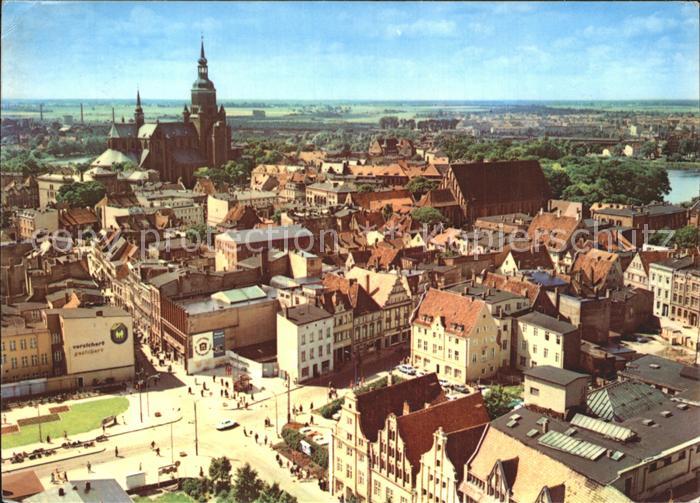 Stralsund Mecklenburg Vorpommern Stadtbild mit St Marien Kirche