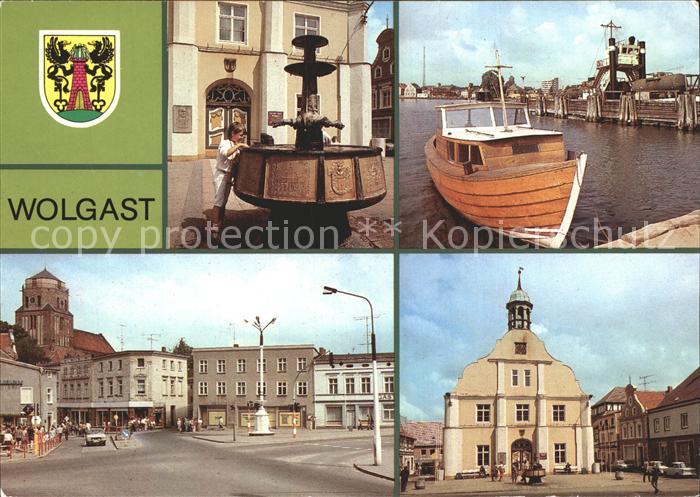 Wolgast Mecklenburg-Vorpommern Rathaus Brunnen Faehrschiff Stralsund Platz der J