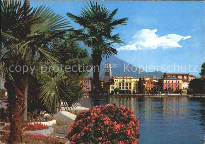 Riva del Garda Uferpartie am Gardasee Kirche