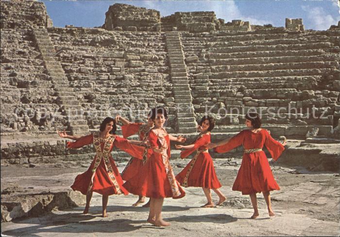 Tanz Taenzer Frauen Trachten