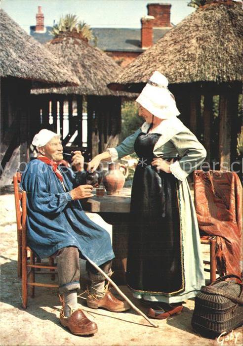 Trachten Frankreich Normandie Hostellerie Henri VI La Boiss