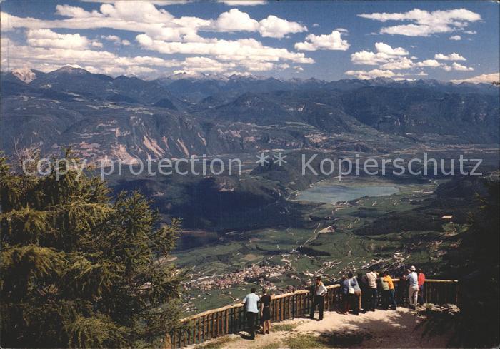 Kalterer See Suedtirol Blick vom Penegal