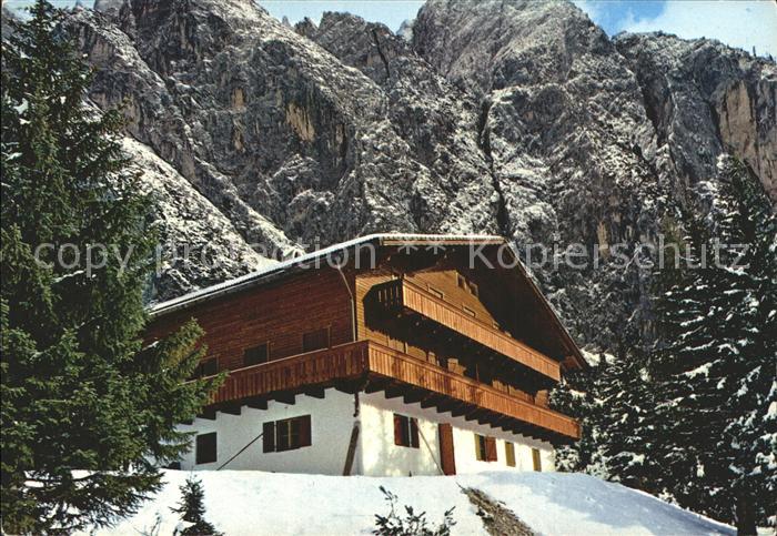 Innichen Suedtirol Drei Schusterhuette Dolomiten Pustertal