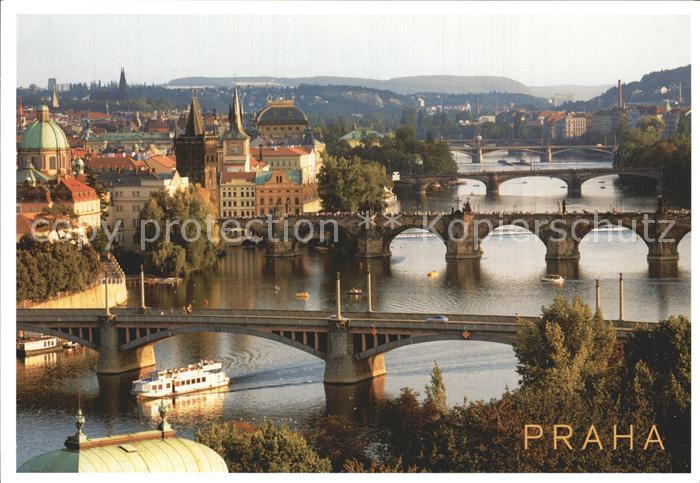 Praha Prahy Prague Moldau-Bruecken
