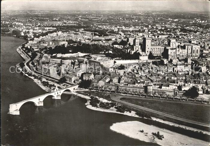 Avignon Vaucluse Fliegeraufnahme Palais des Papers Pont St. Benezet