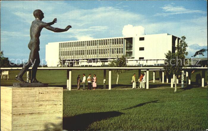 Panama City Panama Hacia la Luz Uniniversity-Campus