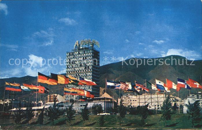 Caracas Mirando Hacia el Pico del Avila Desde