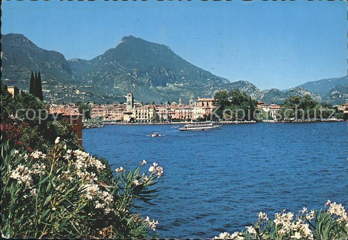 Riva del Garda Partie am See