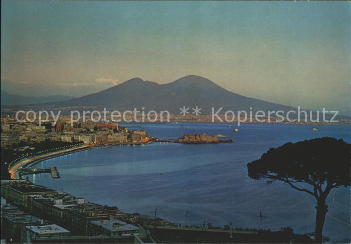 Napoli Neapel am Abend