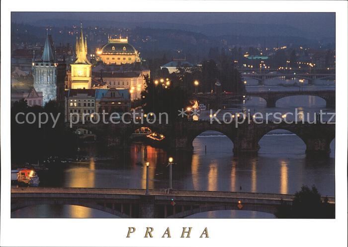 Praha Prahy Prague Moldaubruecken bei Nacht