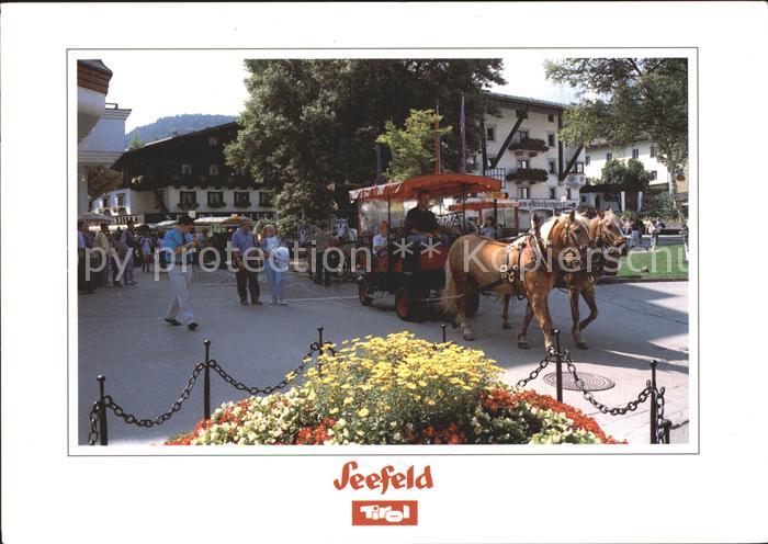 Seefeld Tirol Fussgaengerzone mit Pferdewagen