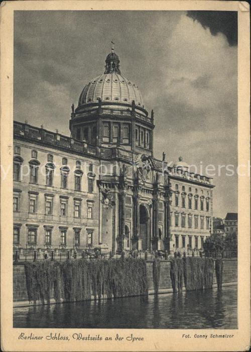 BERLIN CITY Schloss Westseite der Spree
