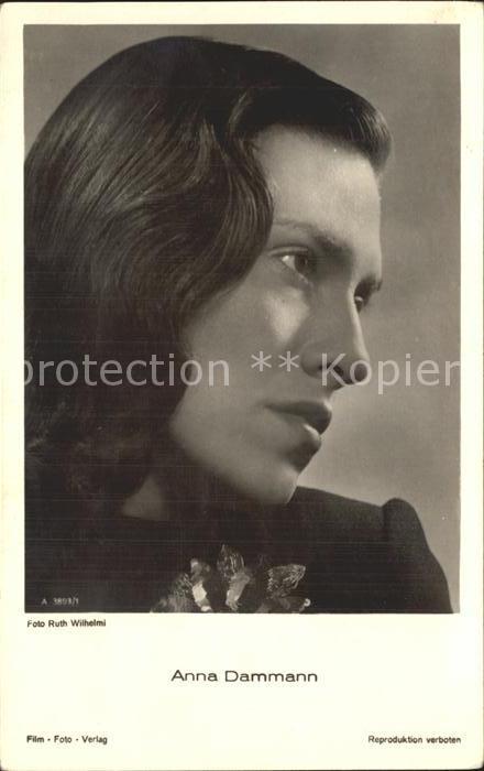 Schauspieler Anna Dammann