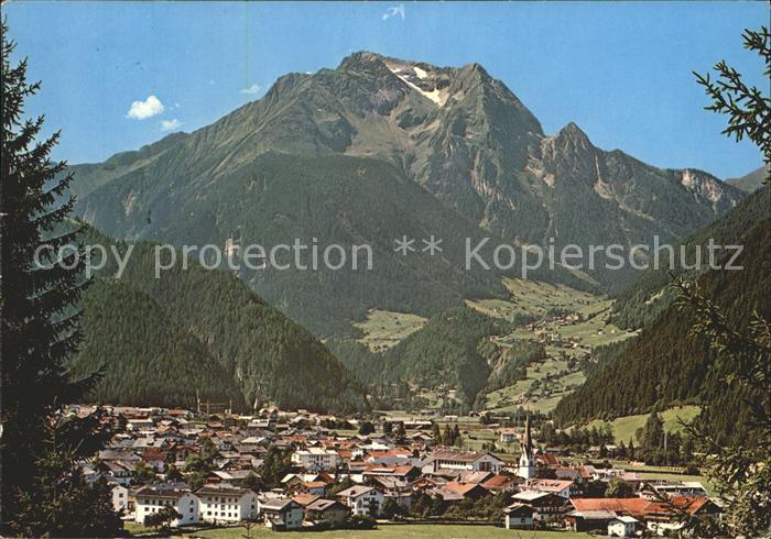 Mayrhofen Zillertal mit Gruenberg