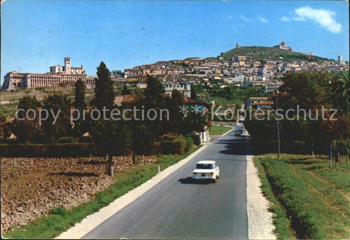 Assisi Umbria Teilansicht mit Basilika und Kloster