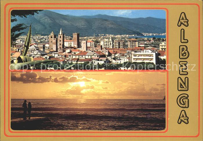 Albenga Blick ueber die Stadt Abendstimmung am Meer