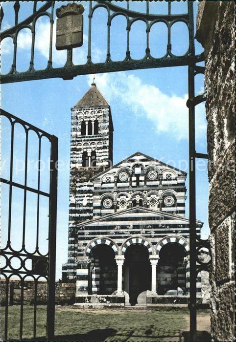 Sassari Abbazia Camaldolese della ss Trinita di Saccargia stile romanico pisano