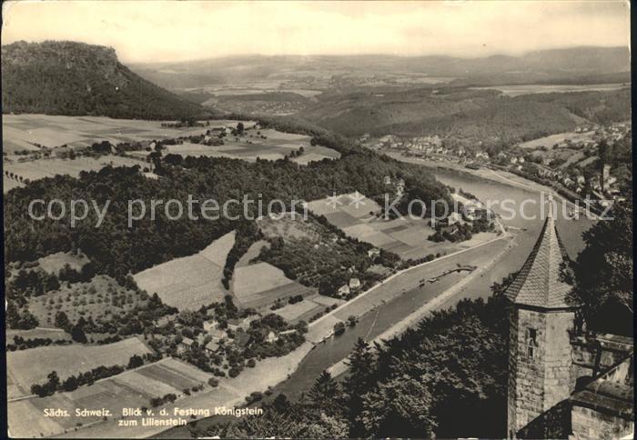 Koenigstein Saechsische Schweiz Panorama Blick von der Festung zum Lilienstein T