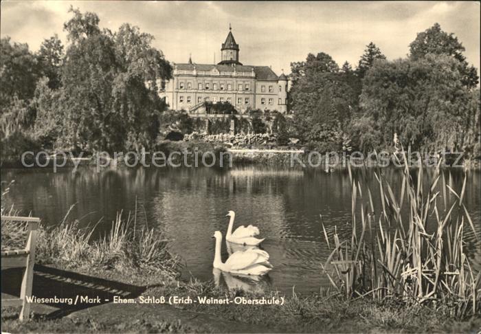 Wiesenburg Mark Ehemaliges Schloss Erich Weinert Oberschule Schwanenteich