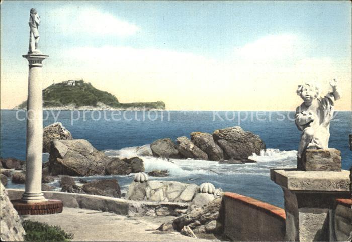 ALAssIO Savona Liguria IT Isola Gallinara Insel Statue Saeule