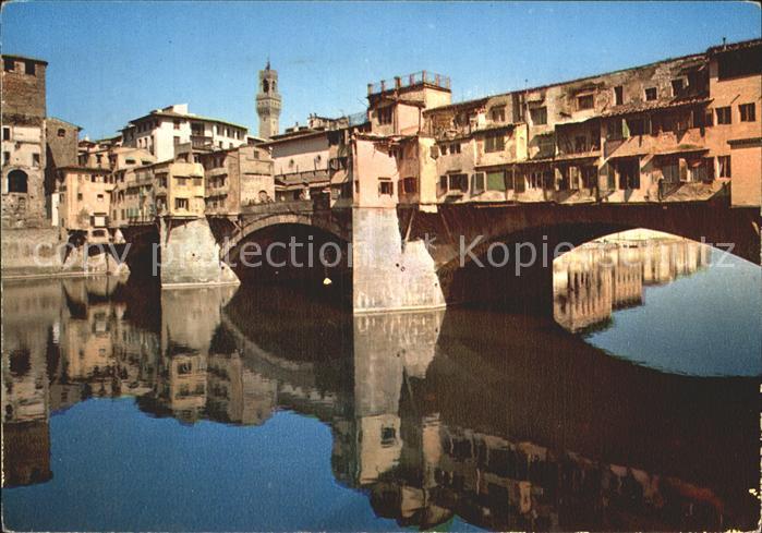 Firenze Florenz Ponte Vecchio Bruecke Wasserspiegelung