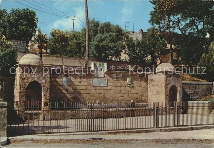 Brindisi Fontana Tancreti Brunnen